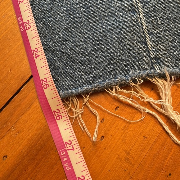 Levi high rise skinny jeans cut offs - Picture 12 of 12